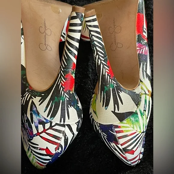 Jessica Simpson Claudette Colorful Tropical Print Women's Heels. Size 5.5 - Picture 5 of 6